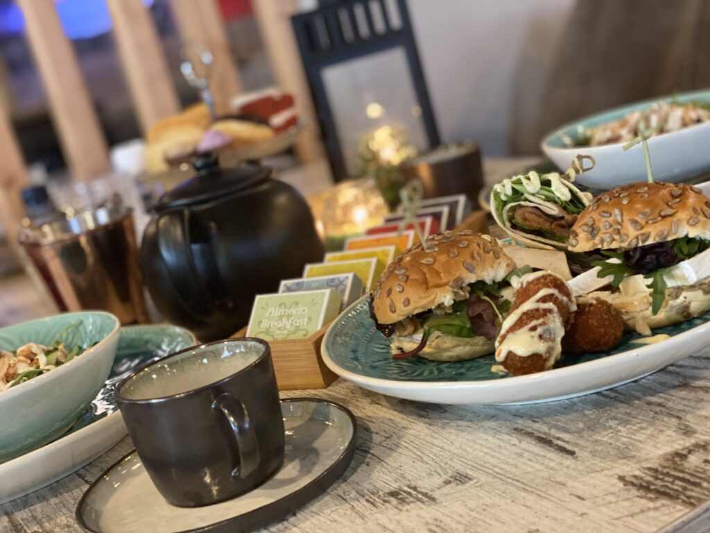 HIGH TEA